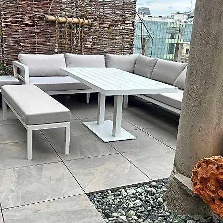Parliament Penthouse فندق 5*